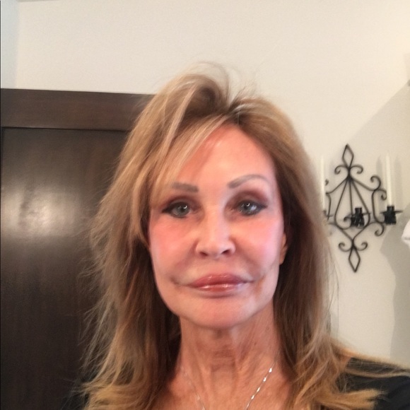 Meet your Posher, Patti - Picture 3 of 3